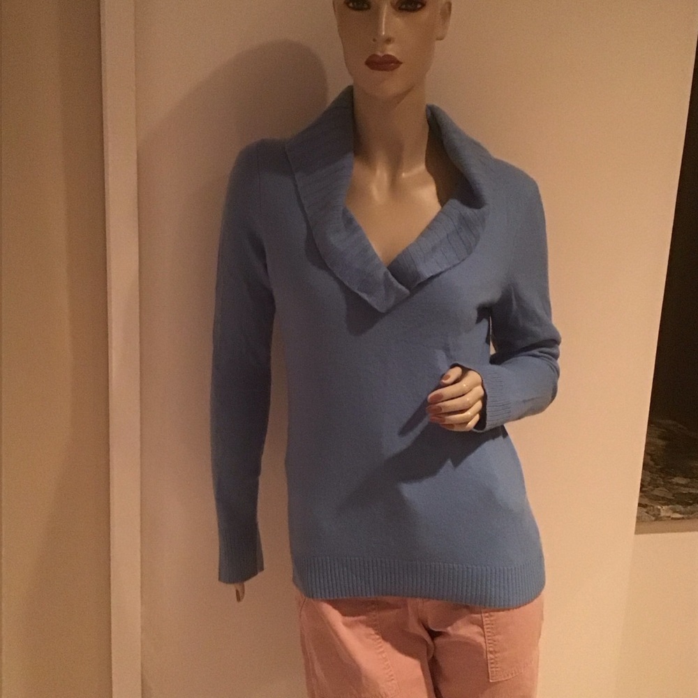 Ann Taylor Light Blue Deep V‎ Cowl Neck 100% Cashmere Sweater M